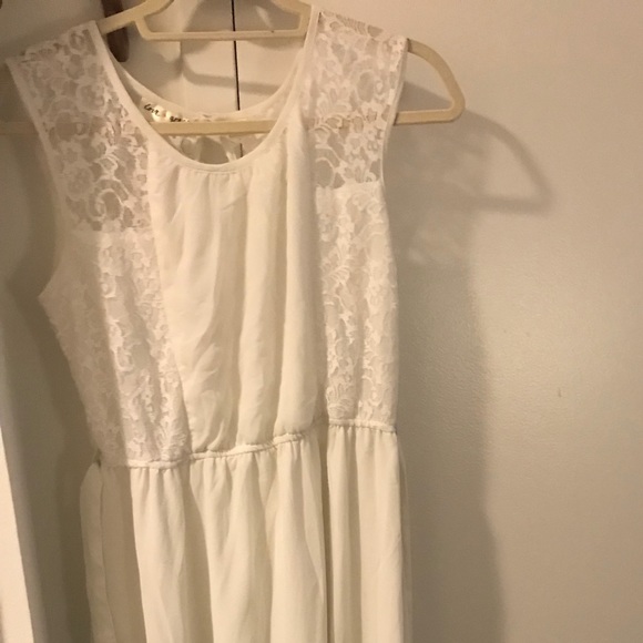Long white maxi dress - Picture 1 of 4